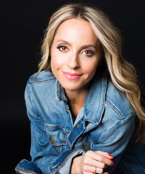 Gabby Bernstein: My Faith In The Universe Helped Me Manifest My Son #refinery29 https://www.refinery29.com/en-us/gabrielle-bernstein-fertility-meditation Empowered Photoshoot, Coaching Headshots, Branding Pictures, Fertility Meditation, Gabby Bernstein, Gabrielle Bernstein, Healthier Relationship, Branding Headshots, Work Photos