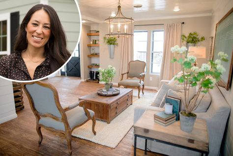 Joanna Gaines Living Room Ideas, Stile Joanna Gaines, Cottages À La Campagne, Joanna Gaines Living Room, Living Room Joanna Gaines, Joanne Gaines, Fixer Upper Living Room, Joanna Gaines Farmhouse, Chip Gaines