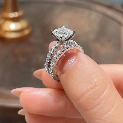 Solitaire Princess Cut, Princess Cut Moissanite, Oval Cut Engagement Ring, Stackable Wedding Bands, Sterling Silver Wedding Band, Pave Engagement Ring, Silver Wedding Bands, Couple Jewelry, Women Ring