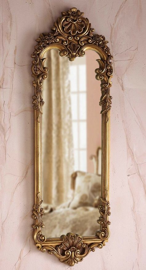 Audrey Hepburn Bedroom Aesthetic, Spiegel Gold, Gold Mirrors, Pandora Gold, Vintage Room Decor, Apartment Decor Inspiration, Vintage Room, Dream Room Inspiration, Dream House Interior