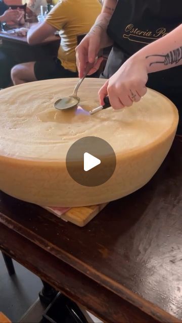 Truffle Pasta Recipe, Cheese Wheel Pasta, Pasta In Italy, Truffle Pasta, Cheese Wheel, Creamy Eggs, Pizza Fatta In Casa, Parmesan Pasta, Hotel Food