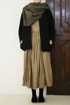 Daniela Gregis, Lagenlook Style, Mori Girl, Mode Inspiration, Mode Outfits, Modest Fashion, Outfit Inspirationen, Capsule Wardrobe, Beautiful Outfits