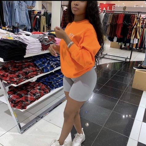 ‘Ayewhopinnedthat🧚🏽‍♀️ Biker Shorts Outfit, Shorts Outfit, Girl Fits, Girls Summer Outfits, Streetwear Fashion Women, Teenager Outfits, Cute Swag Outfits, Baddie Outfits Casual, Dope Outfits