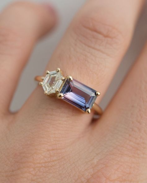 Bicolor Sapphire Ring, Bicolor Sapphire, Dnd Campaign, Timeless Jewelry, Recycled Gold, Rose Cut Diamond, Good Vibes, Sapphire Ring, Tourmaline