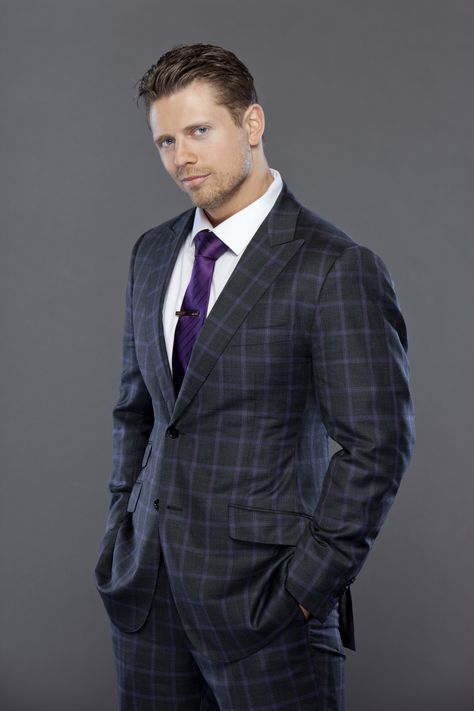 I always luvd the mizz.  Such hot sexy man 🍆💦💋👅❤️🐓 The Miz And Maryse, Suited Men, Wwe Outfits, Sports Clips, The Miz, The Runner, Wrestling Superstars, Wrestling Wwe, Aj Styles