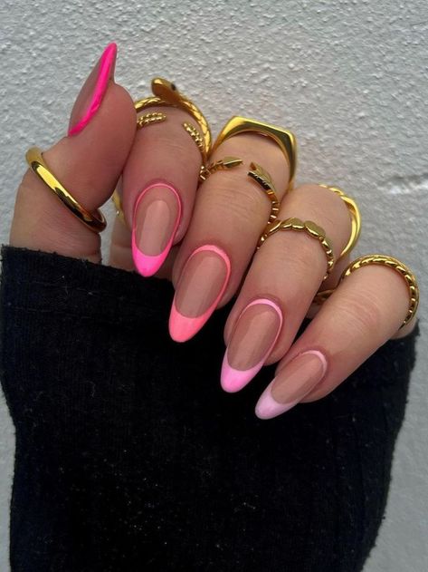 Outline Nails Design, Acrylic Nail Shapes, French Tip Nail Designs, Nail Color Trends, Spring Acrylic Nails, Nude Nail Designs, Spring Nail Colors, Cute Acrylic Nail Designs, Classy Acrylic Nails