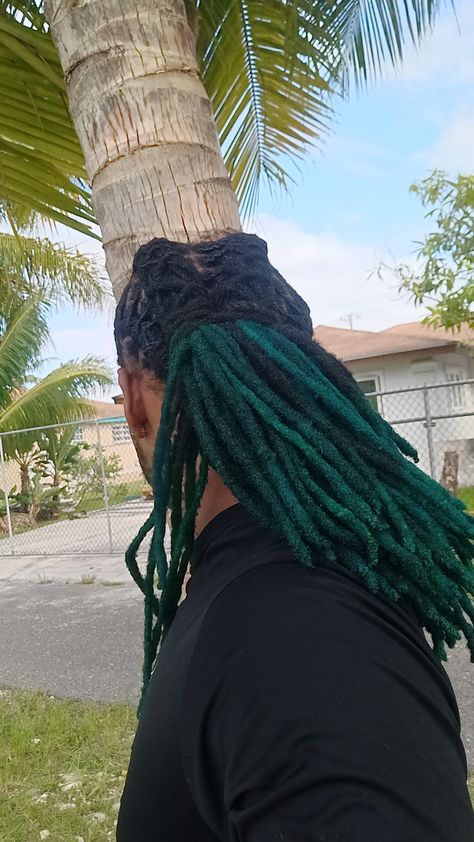 Dreadlock Color Ideas Men, Color Locs Men, Green Locs Men, Colored Locs Men, Dark Green Locs, Easy Loc Styles Short, Green Dreads Men, Color Dreads, Green Dreadlocks