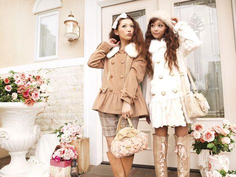 Winter Gyaru, Roma Gyaru, Himekaji Gyaru, Himekaji Outfits, Creepy Cute Fashion, Gyaru Fashion, Liz Lisa, J Fashion, Girly Stuff