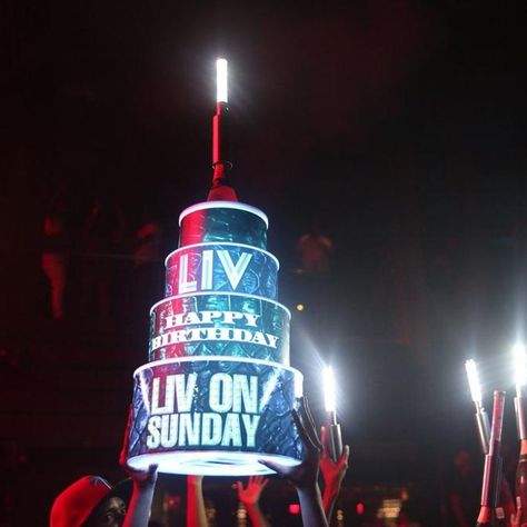 Vip Bottle Service Nightclub, Bottle Service Signs, Club Signs, Bottle Glorifier, Bottle Presenter, Alcohol Brands, Birthday Package, Service Club, Nightclub Bar