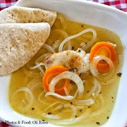 Belize's Escabeche Soup - Onion Soup Belizean Powder Bun Recipe, Belizean Recipes, Belize Recipes, Escabeche Recipe, Belizean Food, Soup Onion, Belize Food, Recipes Savory, Onion Soup Recipes