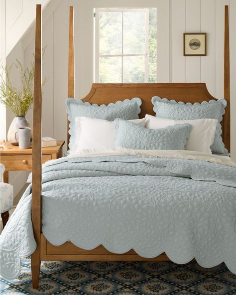 We melded time-honored techniques and meticulous handcraftsmanship in our Garden Trapunto Organic-Cotton Quilt. Crafted in soft organic cotton with quiet colors and a whimsical scalloped edge, this easy yet eye-catching layer is defined by its allover trapunto construction — a traditional, time-intensive form of quilting that results in unique patterning from the hand-guided work of the artisan and varied fill for high-low relief throughout the design.Exclusive. Hand-guided trapunto quilting. Ye Bed Coverlets, Trapunto Quilting, Layered Bedding, Trapunto Quilt, Pretty Bedding, Top Of Bed, Coverlet Bedding, Green Quilt, Christmas Bedroom