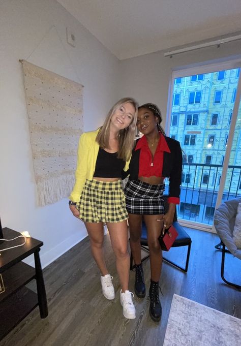 Clueless Halloween Costume Duo, Clueless Couple Costume, Iconic Duos Spirit Week, Dynamic Duos Spirit Week, Cher And Dionne Costume, Dynamic Duo Costumes Spirit Week, Dynamic Duo Costumes Friends, Dynamic Duo Costumes, Cher Costume