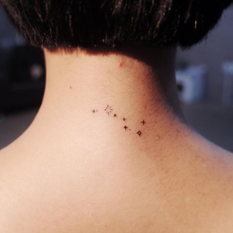 There are certain tattoo spots that just seem to work best with small, minimalistic ink: the wrist, the ribs, the ankle, and, of course, the back of the Big Dipper Tattoo, Dipper Tattoo, Celestial Tattoo, Tattoo Spots, Tattoos Infinity, Neck Tattoos Women, Back Of Neck Tattoo, Handpoke Tattoo, Harry Potter Tattoos