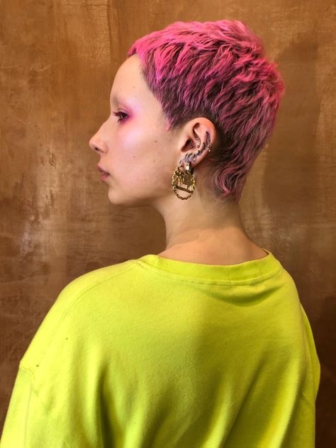 SLATE/Hblive No 7: Pink Pixie mullet – slate Hair Education Mullet Haircut Long, Short Pixie Mullet, Pixie Mullet Haircut, Coloured Pixie Cut, Pixie Mullet, Pink Pixie, Hair Education, Monochrome Makeup Look, The Haircut