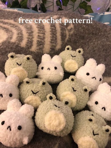 free pattern cozy stress pets Little Crochet Animals Free Patterns, Easy Crochet Stuffed Animal Pattern Free, Diy Plushies Patterns Free, Bunny Crochet Pattern Free, Cute Crochet Plushies, Crochet Bunny Patterns, Easy Crochet Animals, Crochet Disney, Beginner Crochet Tutorial