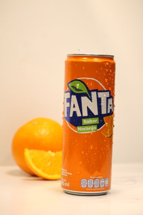 Soda Can Photography, Soft Drinks Photography, Fanta Aesthetic, Drink Ads, Movement Photography, Fanta Orange, Cute Home Screen Wallpaper, Cute Home Screens, Fanta Can