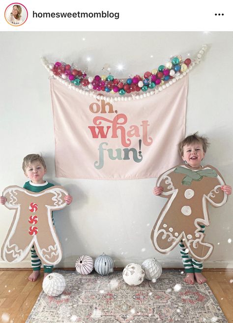 Holiday Themed Birthday Party, Ginger Bread Party Decor, Two Sweet Gingerbread Birthday, First Birthday Party Christmas Theme, Oh Snap Gingerbread Party, Gingerbread Kids Party, Gingerbread 1st Birthday Party, Diy Gingerbread House Backdrop, Gingerbread House Photo Backdrop