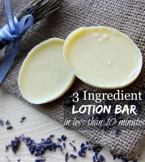 Want to use natural skin care but don't have tons of money or time? These 3 ingredient lotion bars take less than 10 minutes to whip up and use natural ingredients, you probably already have some of them in your kitchen. Grab this easy recipe and tutorial Eco Skincare, Living Naturally, Lotion Bars Diy, Homemade Lotion Bars, Lotion Bars Recipe, Cream Tattoo, Săpunuri Handmade, Diy Lotion, Tons Of Money