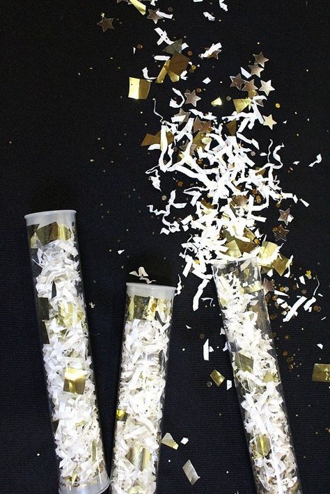 Abc Decor, Nye 2024, Confetti Diy, Graduation Confetti, Black Dessert, Confetti Poppers, Diy Confetti, Ball Aesthetic, White Confetti