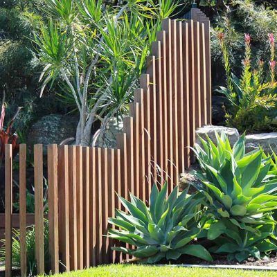 Pool Fencing Landscaping, Corner Landscaping, Wooden Pool, Pool Fencing, Garden Privacy Screen, Timber Battens, Privacy Fence Designs, Lone Pine, Pool Landscape Design