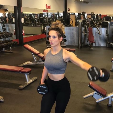 HOPESCOPE on Instagram: “The ultimate shoulder burnout 🔥 for your next upperbody day. I’ve seen a variation of bicep curls called “7s,” and I decided to try it with…” Hope Scope, Bicep Curls, Try It, I Decided, Youtubers, Improve Yourself, Sports Bra, Bra, On Instagram