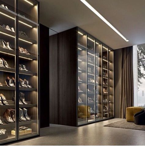 Ultimate shoe closet. Best Wardrobe Designs, Shoe Room, Walking Closet, Walk In Closet Design, Luxury Closets Design, Modern Closet, Men Closet, Vintage Industrial Furniture, غرفة ملابس