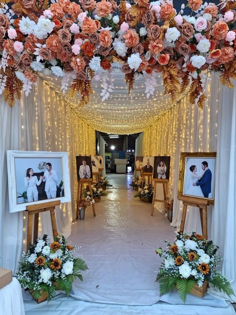 Photo Gallery Wedding Backdrop, Marriage Backdrop Decoration, Wedding Photo Entrance, Marriage Reception Stage Decorations, Reception Entrance Decor, Marriage Backdrop, Wedding Entrance Decoration, Dekor Pelaminan, Dekorasi Wedding