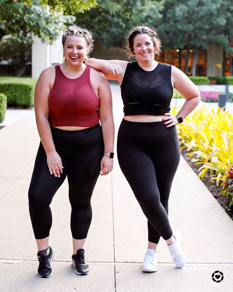 Fitness is more fun with friends 👯‍♀️ @IAmSarahMize. Loving these #Athleta sets for curvy gals. #BodyPositive #liketkit #LTKunder100 #LTKcurves @liketoknow.it Clothes Curvy, Outfits For Petite, Fall Fashion Skirts, Cute Workout Outfits, Sports Wear Women, Cute Gym Outfits, Plus Size Workout, Gym Clothes Women, Workout Attire