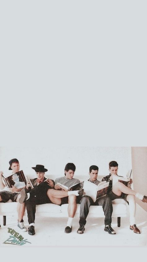 New Kids On The Block Wallpaper, Wallpaper Reading, Danny Wood, Joey Mcintyre, Donnie Wahlberg, Jordan Knight, The Right Stuff, Iphone Backgrounds, New Kids On The Block