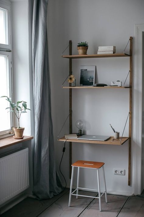 Room Desks, Delta Breezes, Workspace Desk, Desk And Chair, Food Stories, Bedroom Desk, Workspace Inspiration, Living Room Scandinavian, Diy Desk