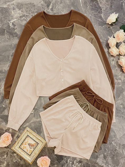 Sleeping Outfits, Clothes Layout, Sleeping Clothes, Minimalist Wardrobe Capsule, Curvy Casual Outfits, Drop Shoulder Top, Pajama Outfits, Fabulous Clothes, Cute Preppy Outfits