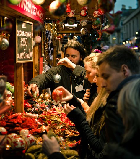 Weihnachts markt Christmas Market Stall, Train Trips, Christmas In England, Best Christmas Markets, Christmas Markets Europe, Christmas In The City, Market Stall, Christmas Color, Steam Train