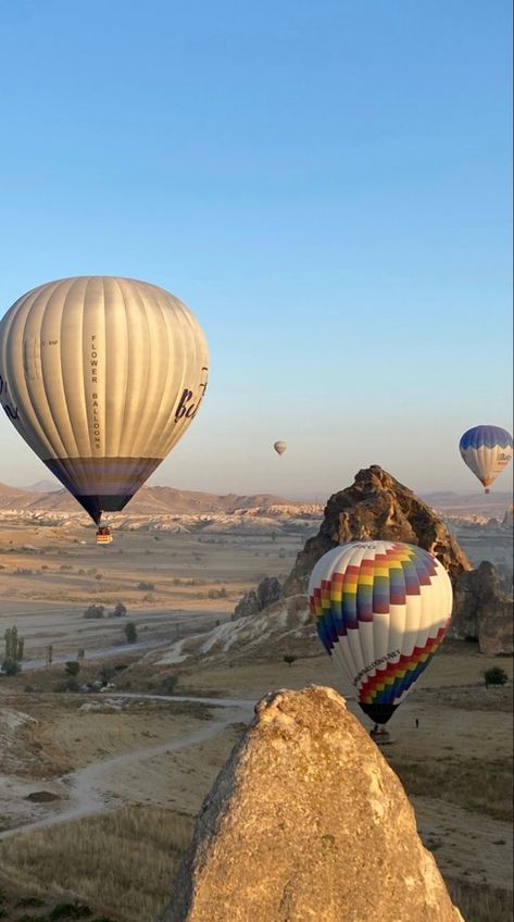 손 로고, Family Resorts, Traveling The World, Hot Air Balloons, Inclusive Resorts, Air Balloons, All Inclusive Resorts, Pretty Places, Travel Inspo