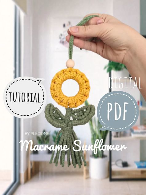 Macrame Sunflower, How To Make Sunflower, Macrame Strap, Floral Keychain, Bag Macrame, Macrame Flower, Makramee Diy, Fleurs Diy, Macrame Patterns Tutorials