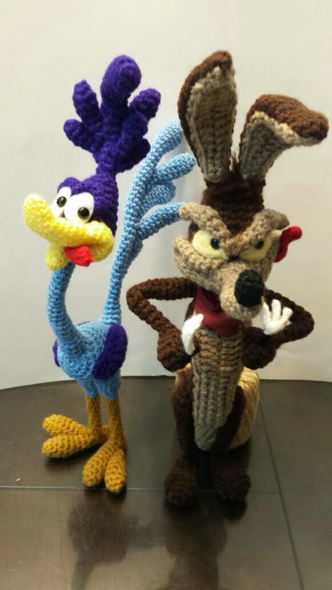 Roadrunner And Coyote, Crocheted Stuffed Animals, Disney Crochet Patterns, Crochet Disney, Crochet Animals Free Patterns, Crochet Amigurumi Free, Crochet Animal Patterns, Fun Crochet Projects, Crochet Dog