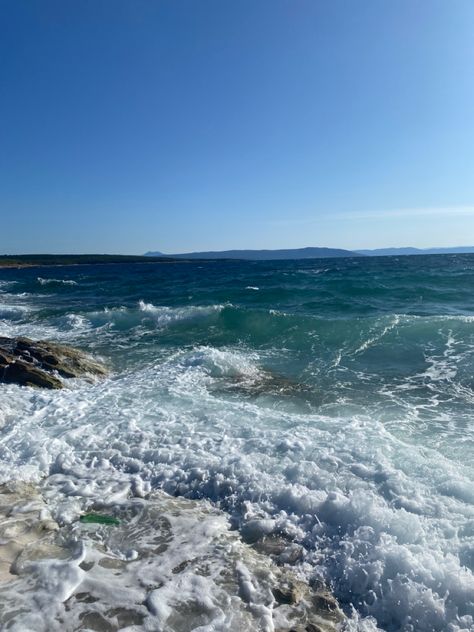 windy day at sea #sea #meer #windy #summer #day #summer2023 #foryoupage #foryou’ #summerstyle #summeraesthetic #aesthetic #sunrise #friends #friendshipgoals #funny #iloveyou #blue #white #brown #gray #bluesky #view #croatia Windy Aesthetic, Windy Blue, Aesthetic Sunrise, Windy Day, Summer Day, Summer Aesthetic, Summer Days, Croatia, Blue Sky