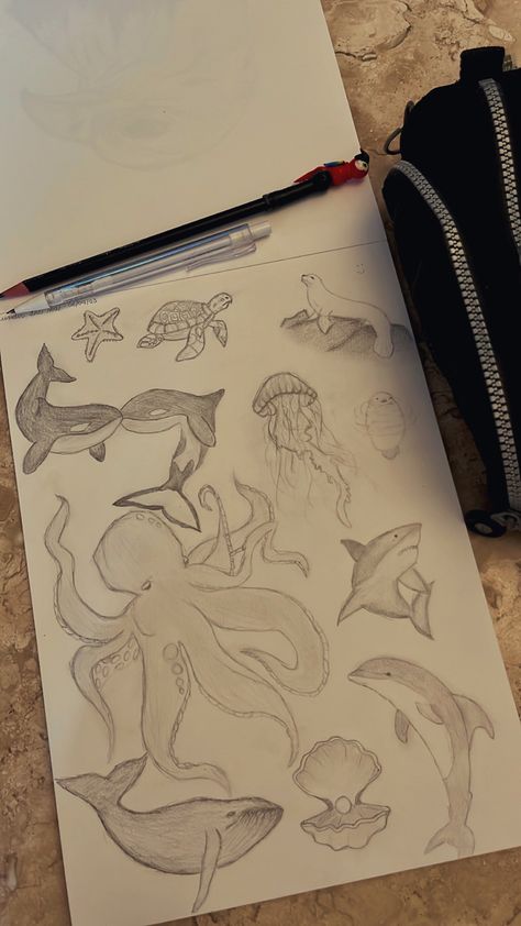 Sea Creatures Sketch Drawings, Water Creatures Drawing, Sea Animals Drawing Realistic, Ocean Theme Drawings, Sea Animals Drawing Sketch, Underwater Animals Drawing, Sea Life Sketches, Aquatic Drawings, Aquatic Animals Drawing