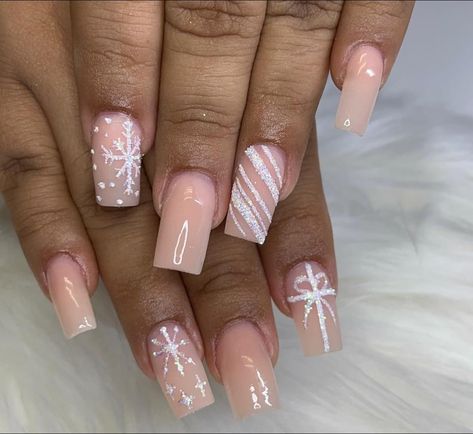 Christmas Nail Inspo, Holiday Acrylic Nails, Gel Toe Nails, Girly Acrylic, Winter Nails Acrylic, Simple Gel Nails, Basic Nails, Girly Acrylic Nails, French Tip Acrylic Nails