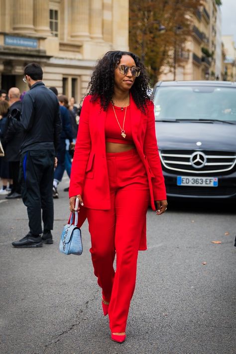 Shiona Turini              Image Source: STYLE DU MONDE Mode Editorials, Woman In Red, Monochromatic Fashion, Popsugar Fashion, Neue Outfits, Power Suit, Street Fashion Photography, Winter Trends, Red Outfit