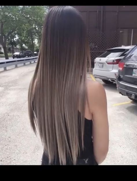 Cabelo Ombre Hair, Kadeřnické Trendy, Brown Ombre Hair, Hot Hair Colors, Vlasové Trendy, Balayage Blonde, Spring Hair, Brown Hair Balayage, Haircuts Straight Hair