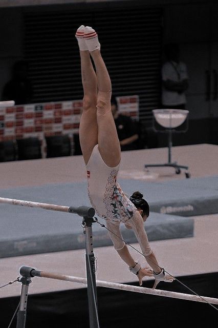 Photos From History, Gymnastics Wallpaper, Amazing Gymnastics, Gymnastics Poses, Gymnastics Photos, Gymnastics Videos, Gymnastics Photography, Gymnastics Pictures, Olympic Gymnastics