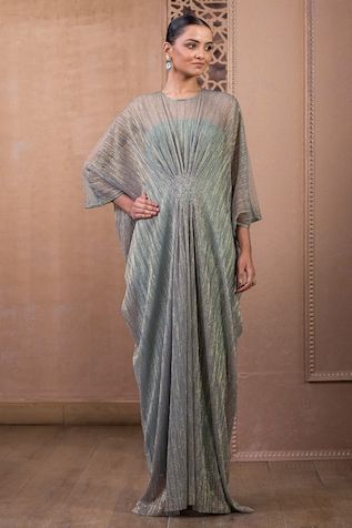 Buy Green Crinkle Tulle Embroidery Crystal Bohemian Shimmer Finish Gown For Women by Tarun Tahiliani Online at Aza Fashions. Kaftan Dress Modern, Palladium Blue, Kaftan Design, Bohemian Gown, Modern Fashion Outfits, Long Kaftan Dress, Pakistani Party Wear Dresses, Kaftan Gown, Tulle Embroidery