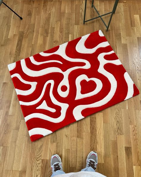 Wavy Rug, Tufting Ideas, Artistic Rugs, Funky Rugs, A6 Notebook, Contemporary Crafts, Cute Room Decor, Carpet Design, 1 Of 1