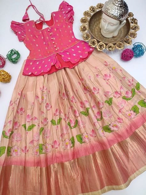 #FashionableKidsDress #KidsFashionableDresses #FashionableDressesForKids #KidsFashionableDress #FashionableDressForKids Indian Dresses For Kids, Pattu Langa, Frocks For Kids, Kids Party Wear Dresses, Pattu Pavadai, Kids Dress Collection, Frocks Design