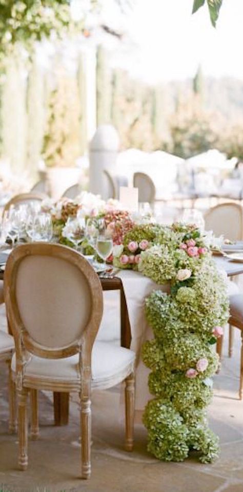 Dream Wedding™ Long Centerpieces, Fall Floral Centerpieces, Vintage Italian Wedding, Floral Table Runner, French Wedding, Italian Wedding, Perfect World, Floral Centerpieces, Here Comes The Bride