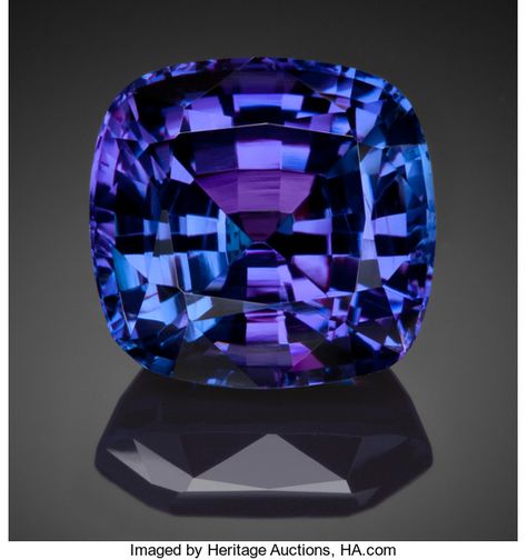 Faceted Gems, Gemstones And Crystals, Minerals And Gemstones, Blue Gems, Exclusive Jewelry, Rocks And Gems, Precious Gems, Gem Stones, Gems And Minerals