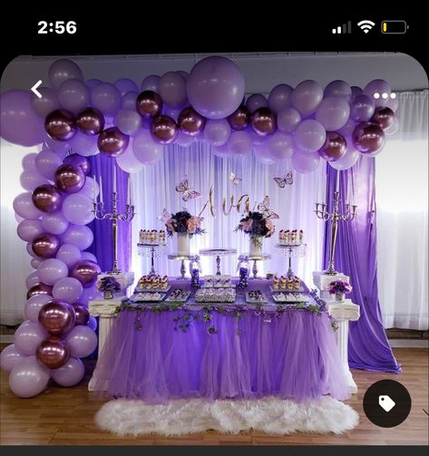 Purple Tablecloth Decorations, Quince Party Ideas At Home, Lilac Quince Recuerdos, Purple Sweet 15 Decorations, Purple 15 Dresses Quinceanera Decorations, Purple Quince Main Table, Purple And Gray Wedding Decorations, Light Purple Quince Decorations, Light Purple Party Theme