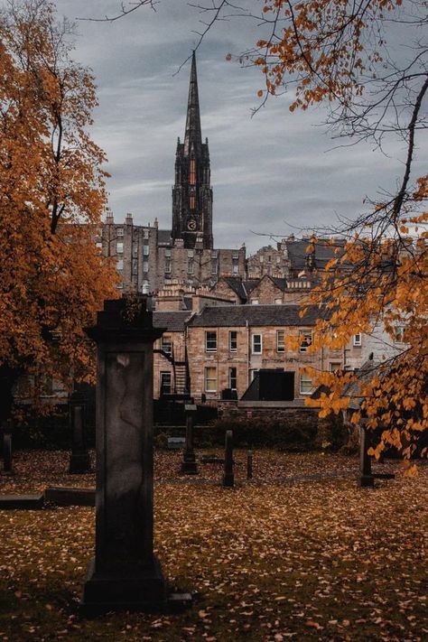 Eidenburgh Scotland Aesthetic, Eidenburgh Aesthetic, Aesthetic Edinburgh, Edinburgh Trip, Scotland Aesthetic, Photo Study, England Aesthetic, Foto Gif, Aesthetic Books