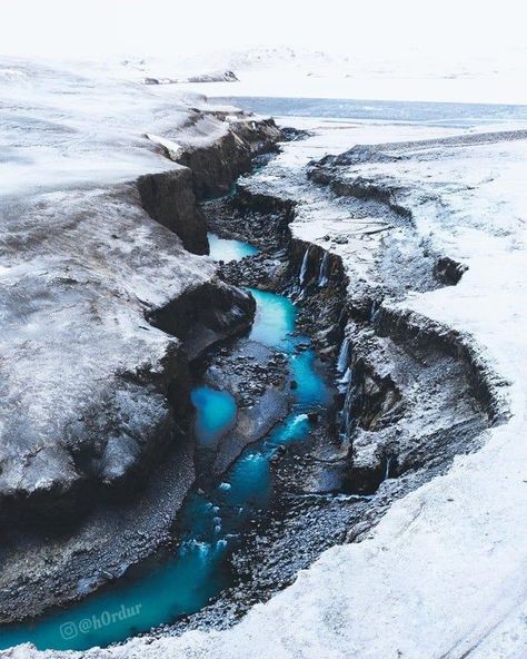 Highlands Iceland, Icelandic Highlands, South Iceland, Hidden Valley, Iceland Travel, Jolie Photo, Beautiful Places To Travel, Landscape Photographers, Fantasy Landscape