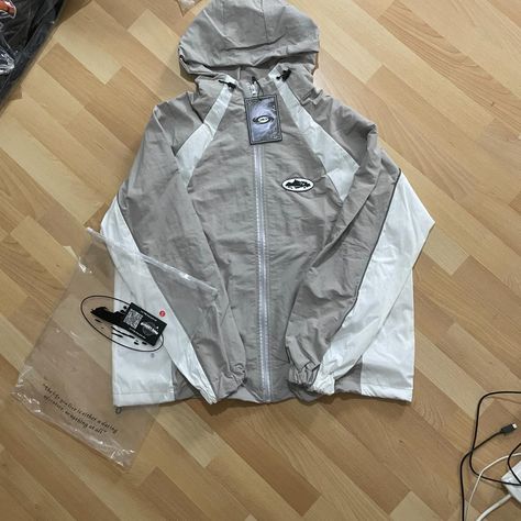 Corteiz Men's gray and White Jacket/windbreaker size s - Depop Windbreaker Outfit, Spring Jackets, White Jacket, Gray Jacket, Grey And White, Grey, White, Quick Saves